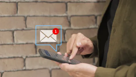 Marketingové SMS pod lupou: Funguje odkaz na web jako identifikace odesílatele?